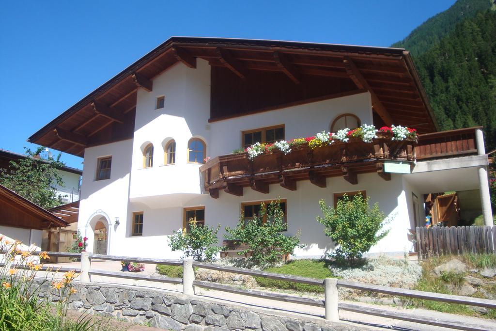 Alpenhaus Christian Apartment Neustift im Stubaital Ngoại thất bức ảnh